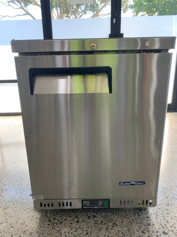 Eurochill ERE46 Bar Fridge (2)