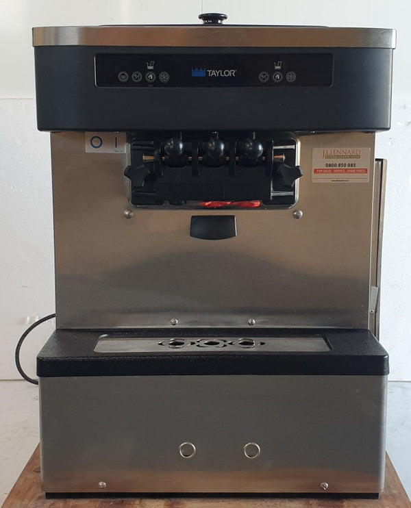 Taylor C161-40 Ice Cream Machine (2)