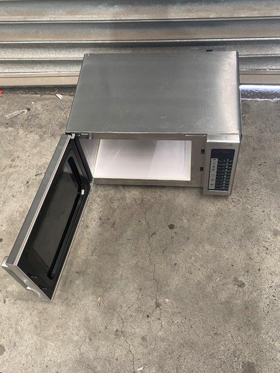 Menumaster RCS511TS Microwave (4)