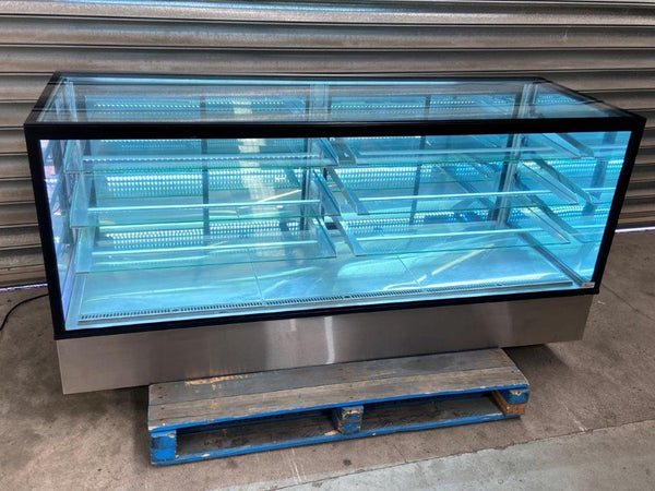 Festive DCC18  Display Chiller (2)