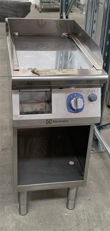 ELECTROLUX E7FTGDC500 GAS FRY TOP (1)