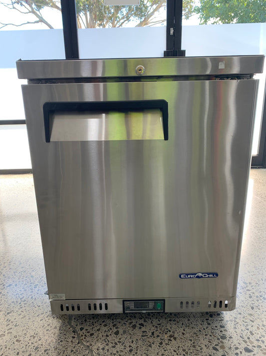 Eurochill ERE46 Bar Fridge (2)