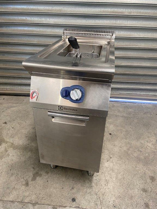 Electrolux Freestanding Gas Deep Fryer (3)
