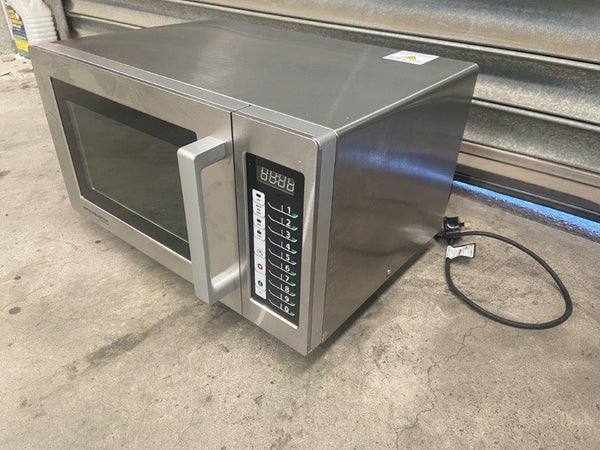 Menumaster RMS510TS Commercial Microwave (3)