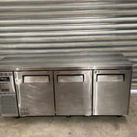 Turbo Air KUF18-3 Undercounter Freezer (2)