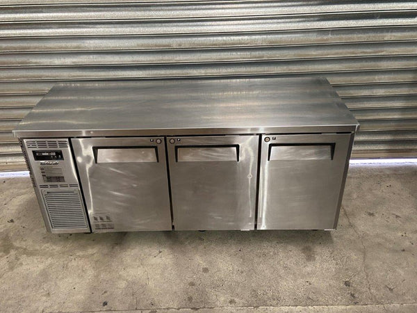 Turbo Air KUF18-3 Undercounter Freezer (3)